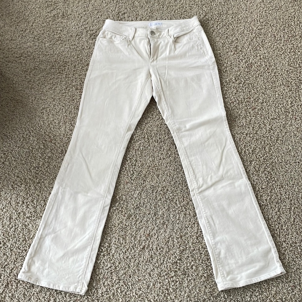 Loft Curvy Boot Corduroy in ivory white color. Good condition. Size 6/28